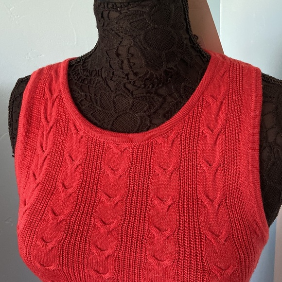 Anthropologie Far from Close brand red knit midi, sleeveless, great shape - Picture 2 of 6